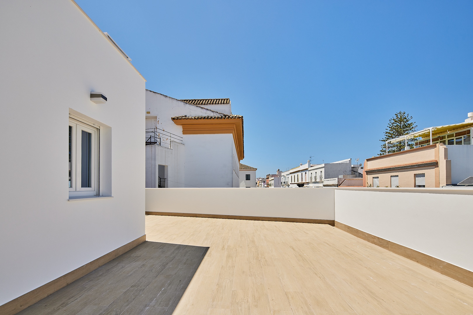 terraza de la promoción de virgen de los milagros